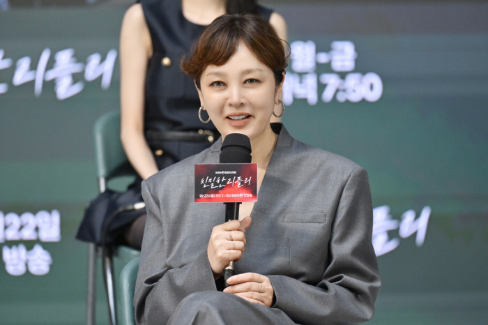 '친밀한 리플리' 이승연 "KBS 일일극 6년만 복귀, 고민 많았지만.."