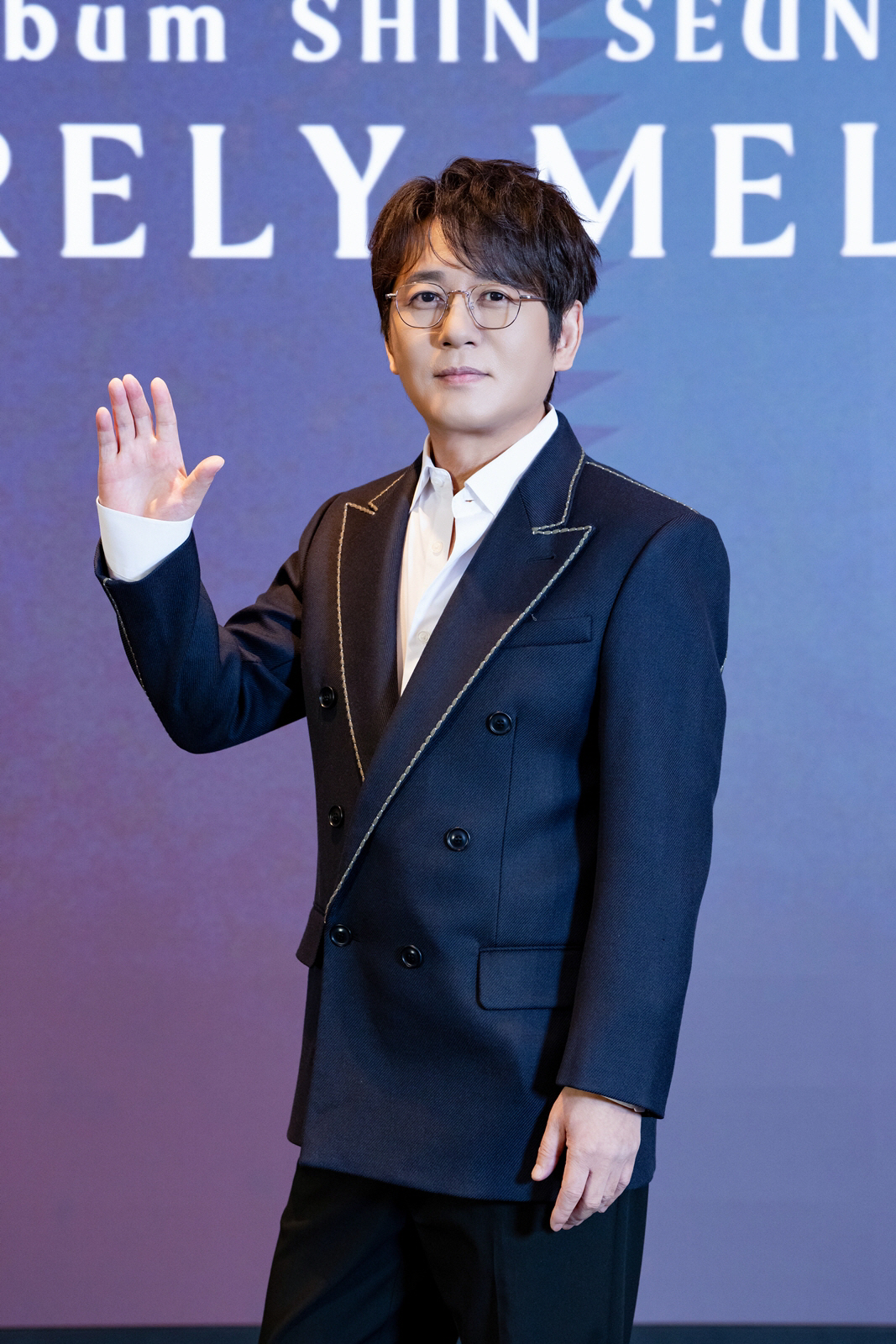 '발라드 황태자' 신승훈 "K팝 아이돌 시장 커졌지만, 발라드는 스탠더드…