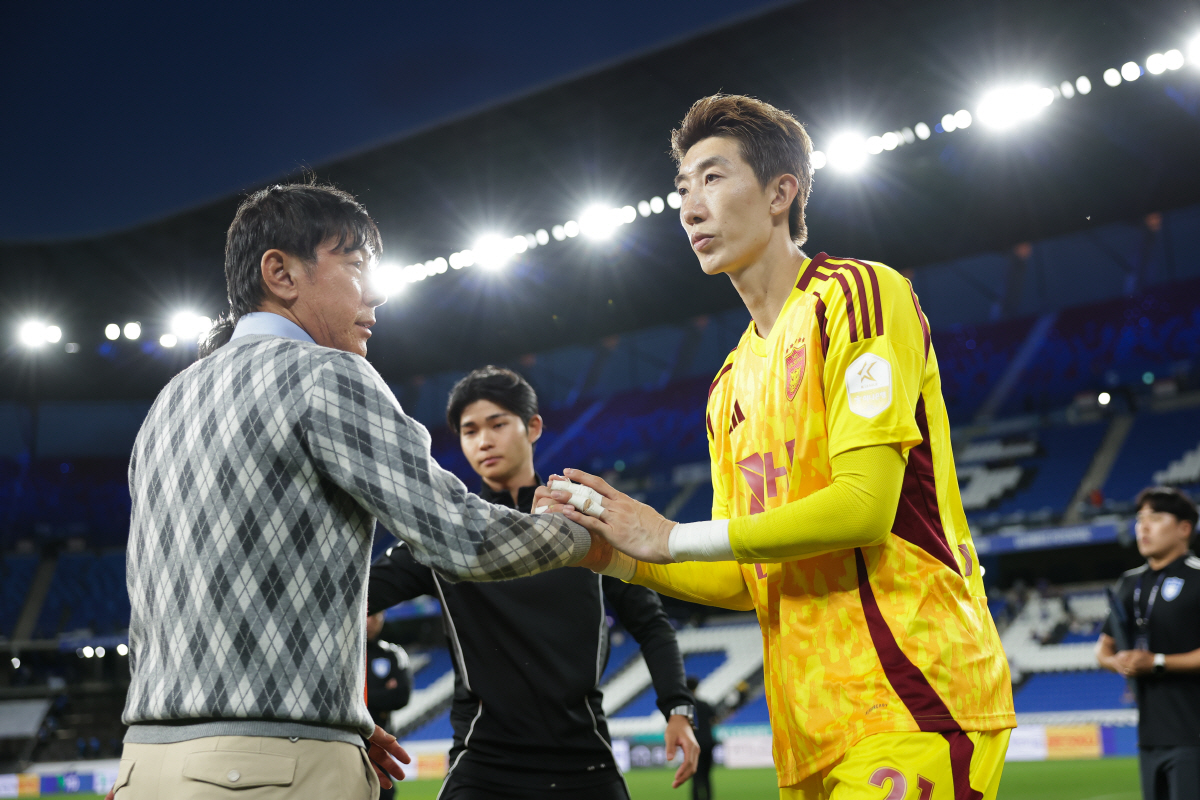 3년 연속 우승 '왕조' 울산, 어떡하다 이렇게 됐나…'디펜디챔피언' 사…