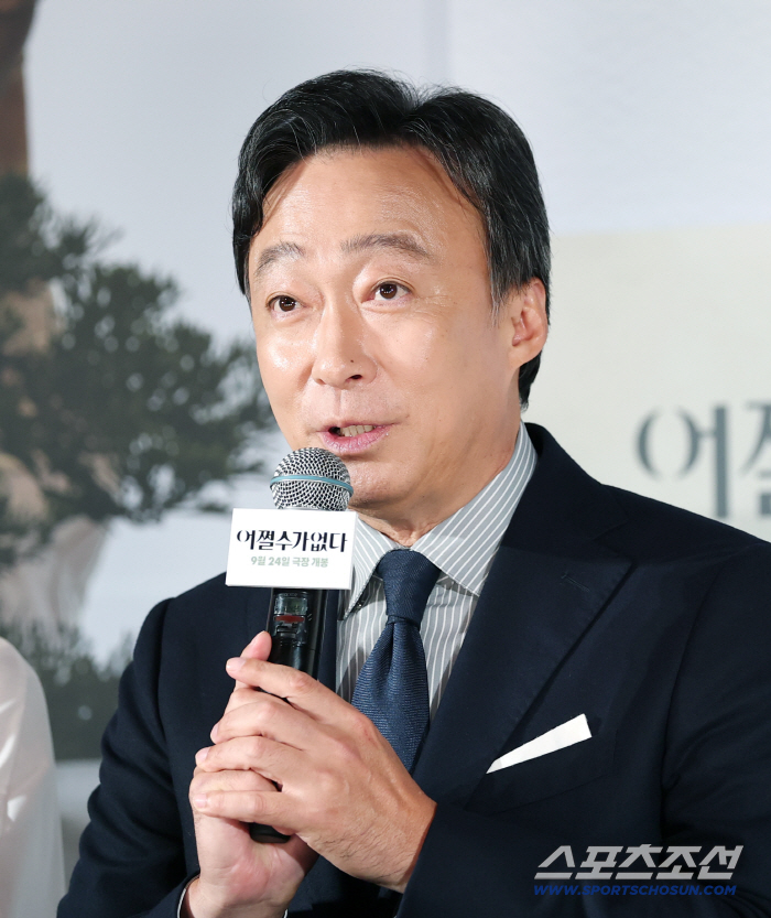 '어쩔수가없다' 이성민 "동네서 연기 좀 했는데..진짜 선수들 모이니 후달려"