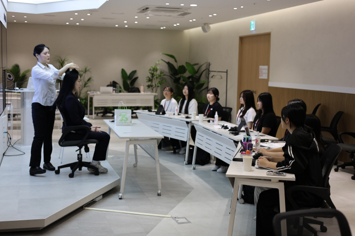 곤지암리조트 서비스 아카데미, 특성화고 고등학생 대상 '서비스 기본 교육' 진행