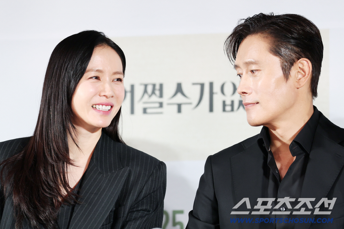 '어쩔수가없다' 이병헌 "손예진♥현빈 부부와 부부끼리 친해..거리낌 없이…