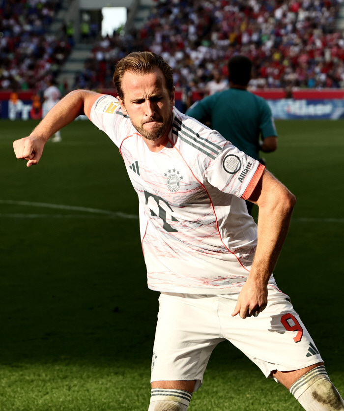 "충격!" 'KIM, 잘 있어!' FC바르셀로나 미쳤다, 해리 케인→다요 우파메카노 '더블 계약' 노린다