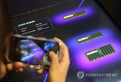 AI 훈풍에 D램 가격 연중 최고…반도체 '슈퍼 사이클' 오나