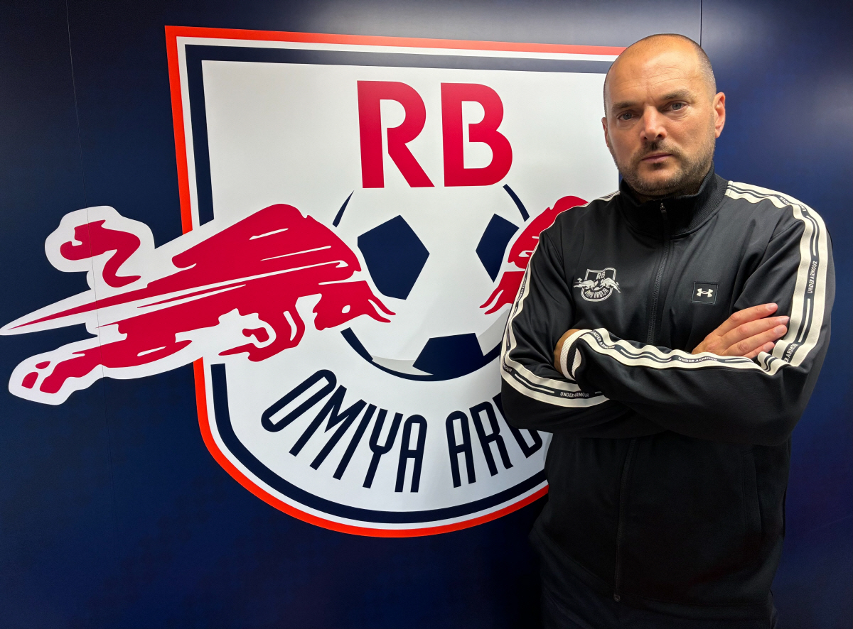 "일본 2부팀 맞아?" '박지성과 QPR 인연' 前 리버풀 스카우트, 오…