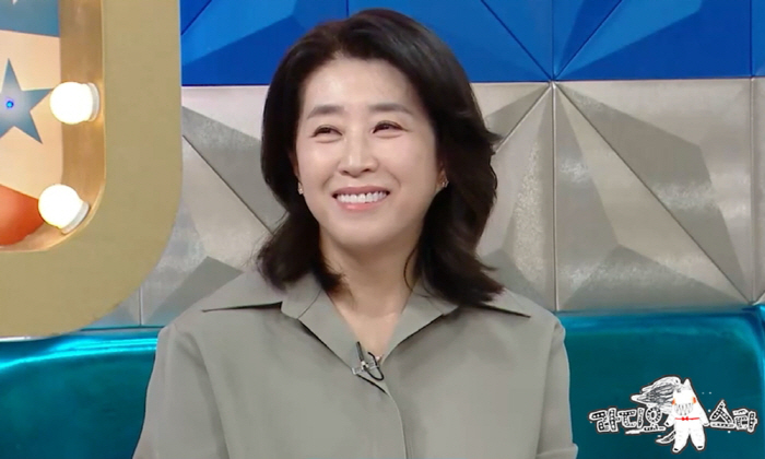 '국민엄마' 김미경 "김태희·장나라와는 실제 모녀처럼 지내…박민영과는 이쯤되면 운명"(라스)