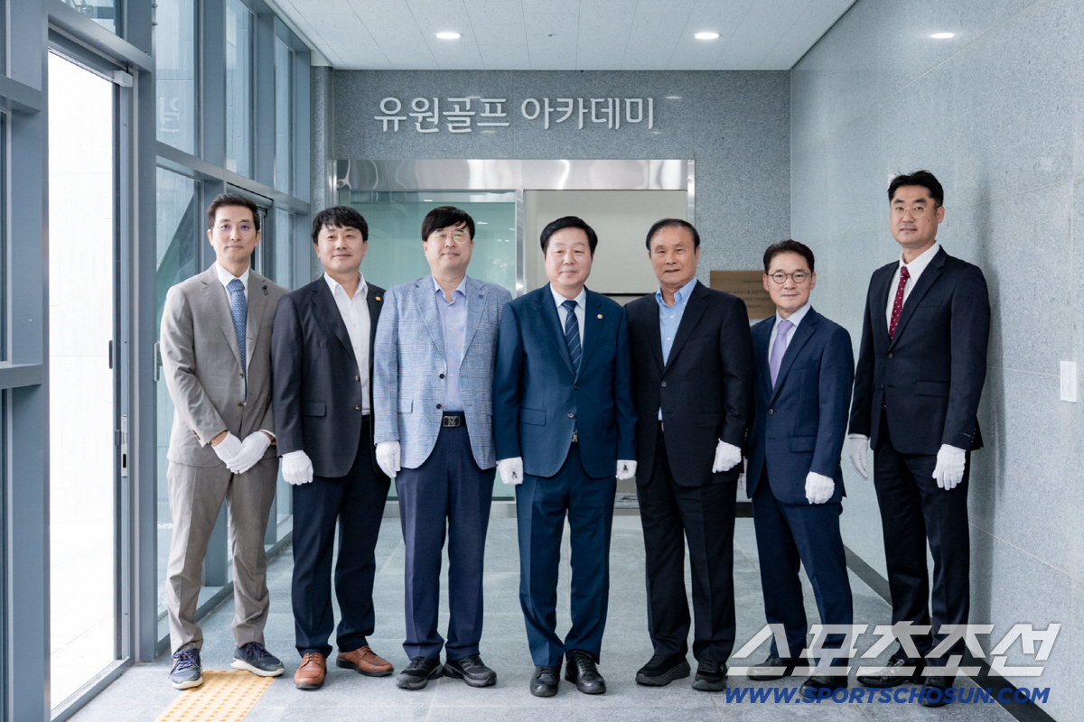 "학생과 지역민 골프 문화 확산 위해" 김영찬 이사장 사재 출연, 유원골…