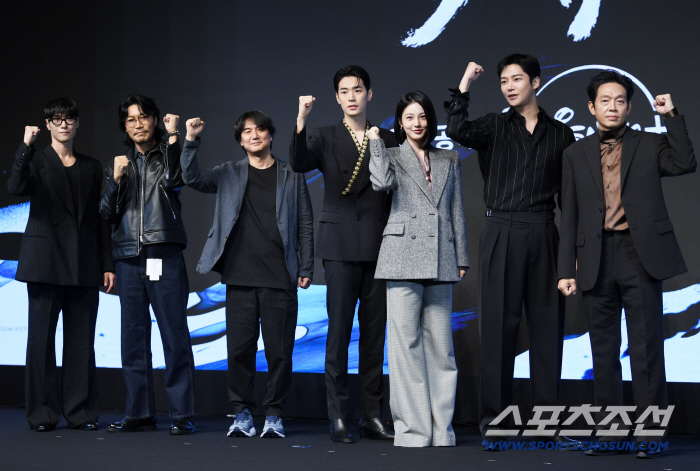[SC현장] "토할 때까지 했다"..로운·신예은 '탁류', 땀냄새나는 진짜 액션 사극 (종합)