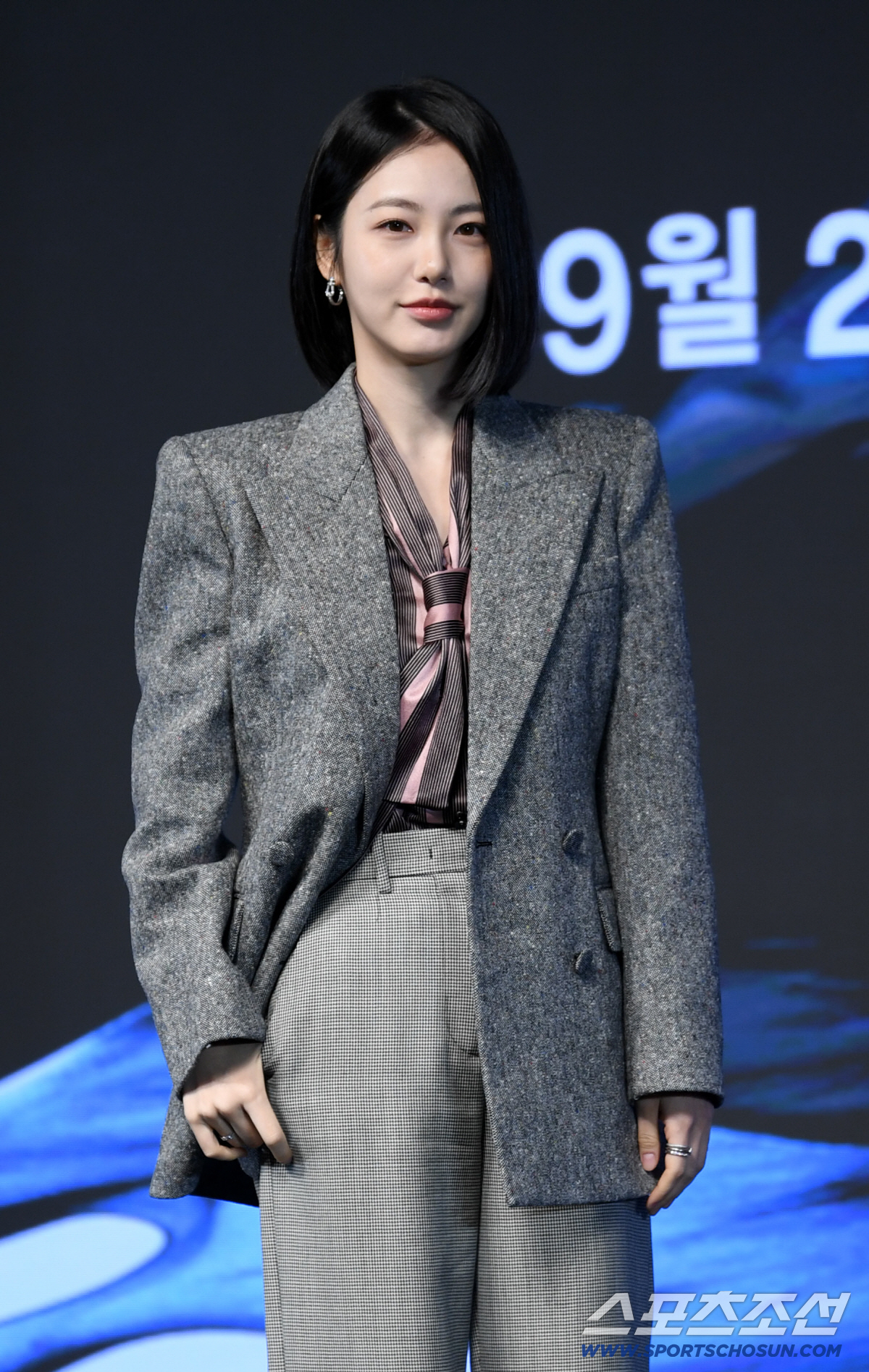 [SC현장] "토할 때까지 했다"..로운·신예은 '탁류', 땀냄새나는 진…