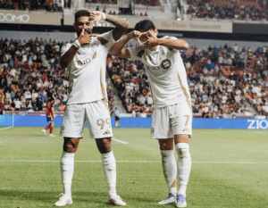 EPL 득점왕 선배도 놀랐다! 