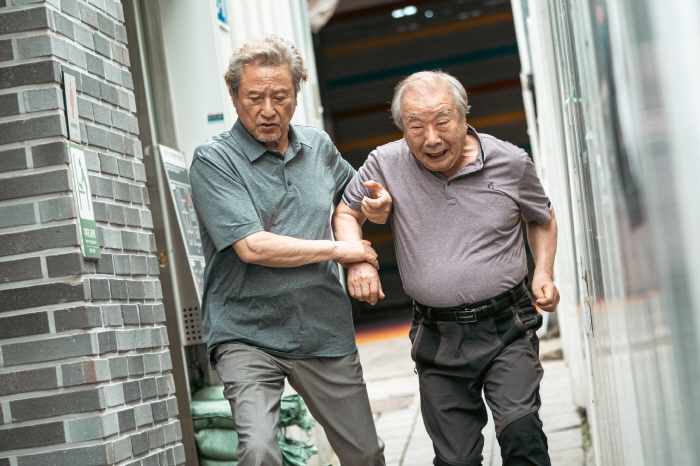 '사람과 고기' 장용 "손수레 끄는 삐쩍 마른 캐릭터? 감독에 '난 틀렸다' 말해"