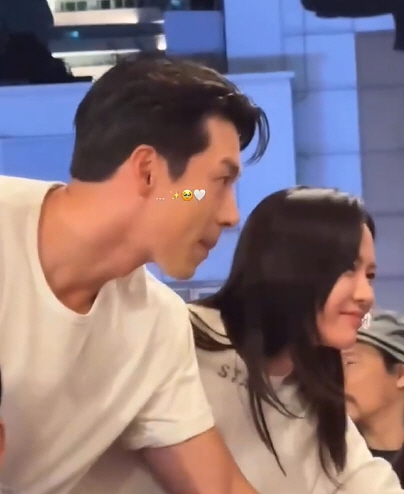 현빈♥손예진, 이병헌 옆에서 '커플룩 입은' 진짜 부부 [SC이슈]