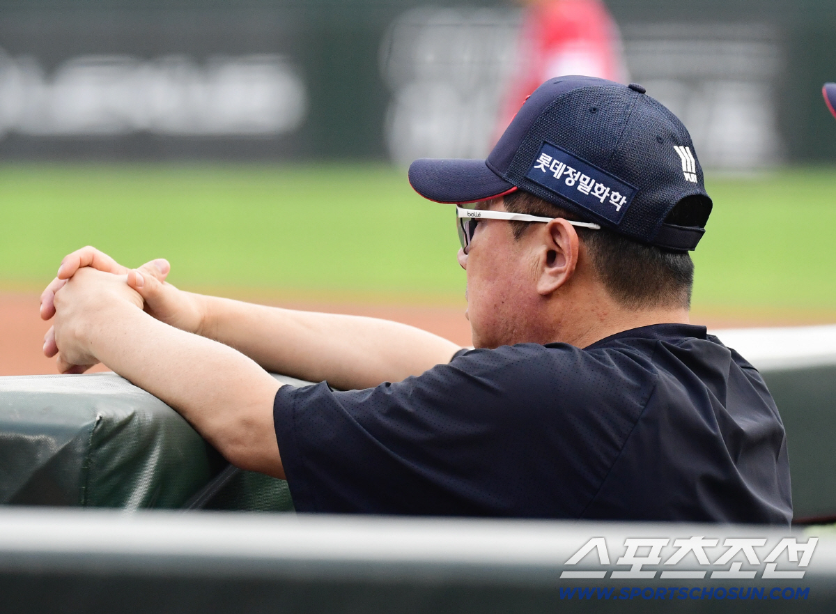 '7경기 남았다' 초심으로 총력전 → 롯데 설상가상, 154㎞ 이민석마저…