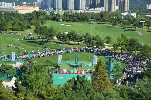 '갤러리, 환경, 이웃 친화' 6만5천이 즐긴 가을의 축제, 7th 하나금융그룹 챔피언십이 남긴 확장의 가치와 의미