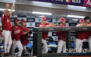 KIA전 비상! 내일 선발도 오늘 대기해! → 지독한 '올인' 예고 