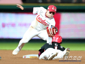 이럴수가! KIA '5할 실패' 확정.. 마지막 기적 없나. SSG에 0-5 완패 2연패 → 가을야구 탈락 현실화