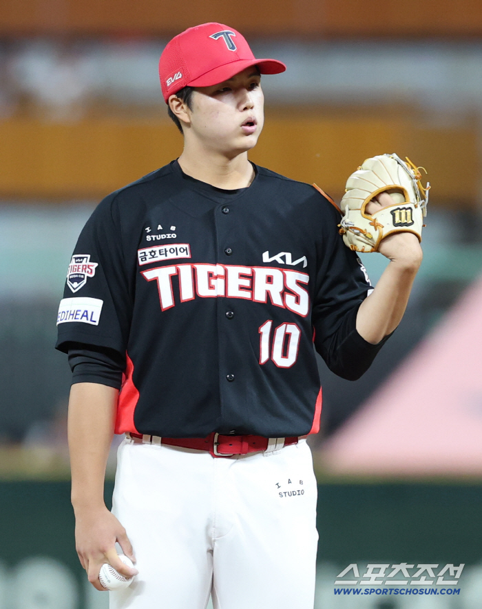 '패전 또 패전' 왜 KIA 2026년 구상 뒤흔들 특급 원석인가…"공격적이라 만족, 내년 더 성장할 것"