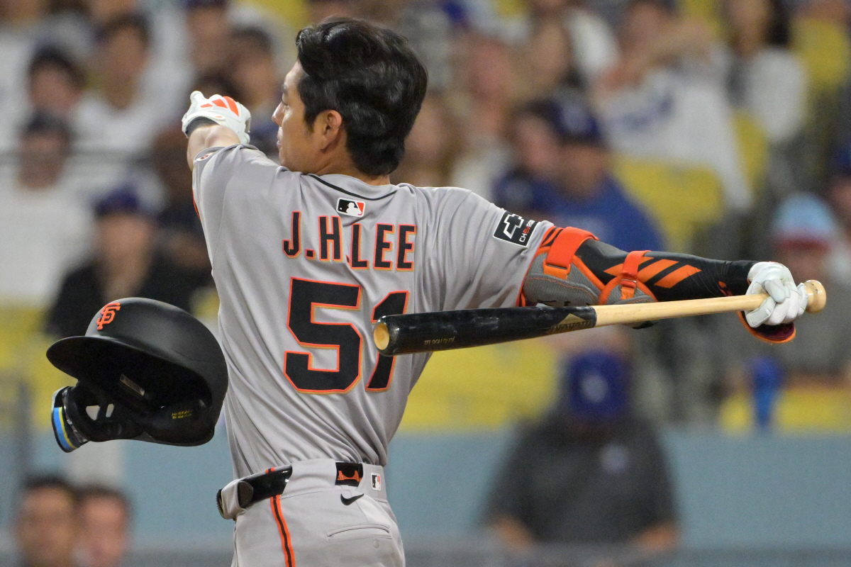 [속보] 존재감 희미해진 SF 이정후, 하루 휴식후 중견수 선발 복귀. …