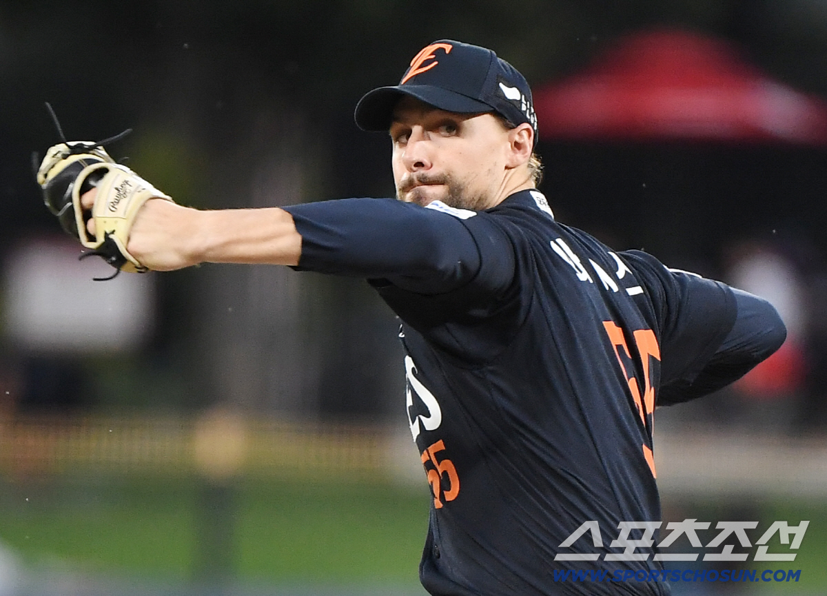 벨라스케즈는 왜 폰세가 되지 못했나. 모두 150km 넘게 던지는 시대.…