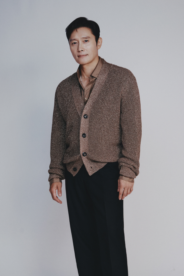 [인터뷰④] 이병헌 "이민정 유튜브서 42분 모자이크 굴욕? 오히려 안도감 생겨"('어쩔수가없다')