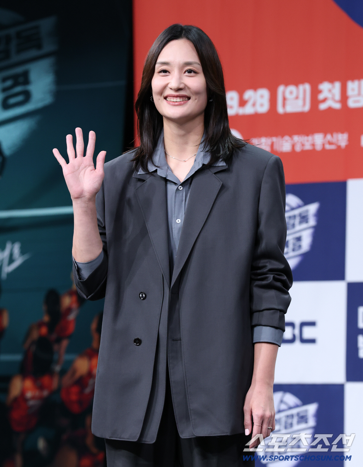 '신인감독' 표승주 "김연경, 감독되더니 차분해져…원래라면 '식빵'할텐데…