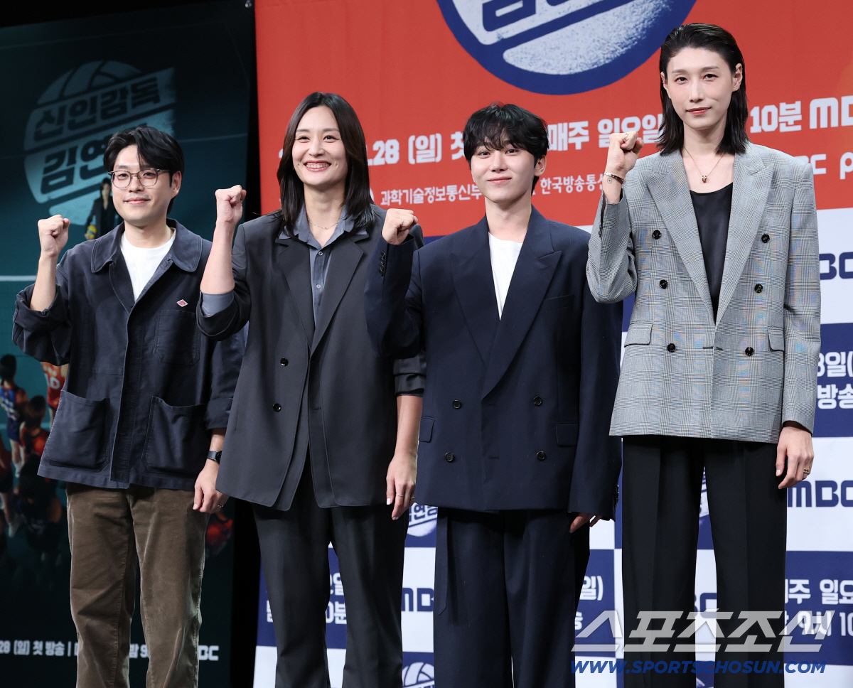 [SC현장]"좋은 선수도 좋은 감독 될 수 있어"…김연경, 초짜 감독된 …
