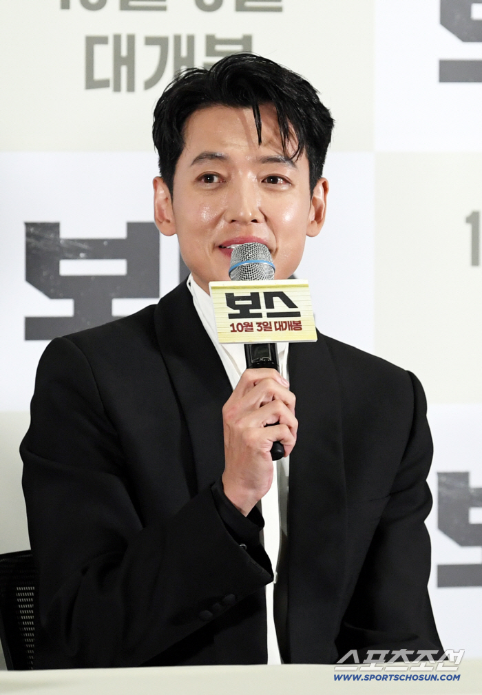 '보스' 정경호 "조우진→황우슬혜와 호흡? 쉽지 않아, 난 지극히 정상" 너스레