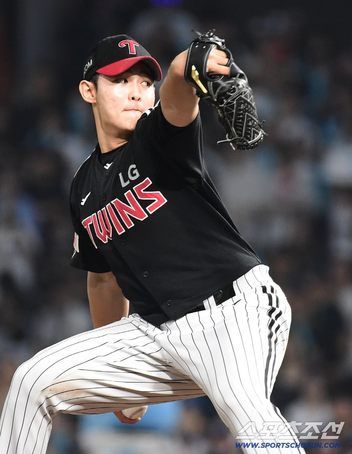 '한화가 웃는다' 믿을 수 없는 7연속 4사구로 6실점 LG, 충격적 5…