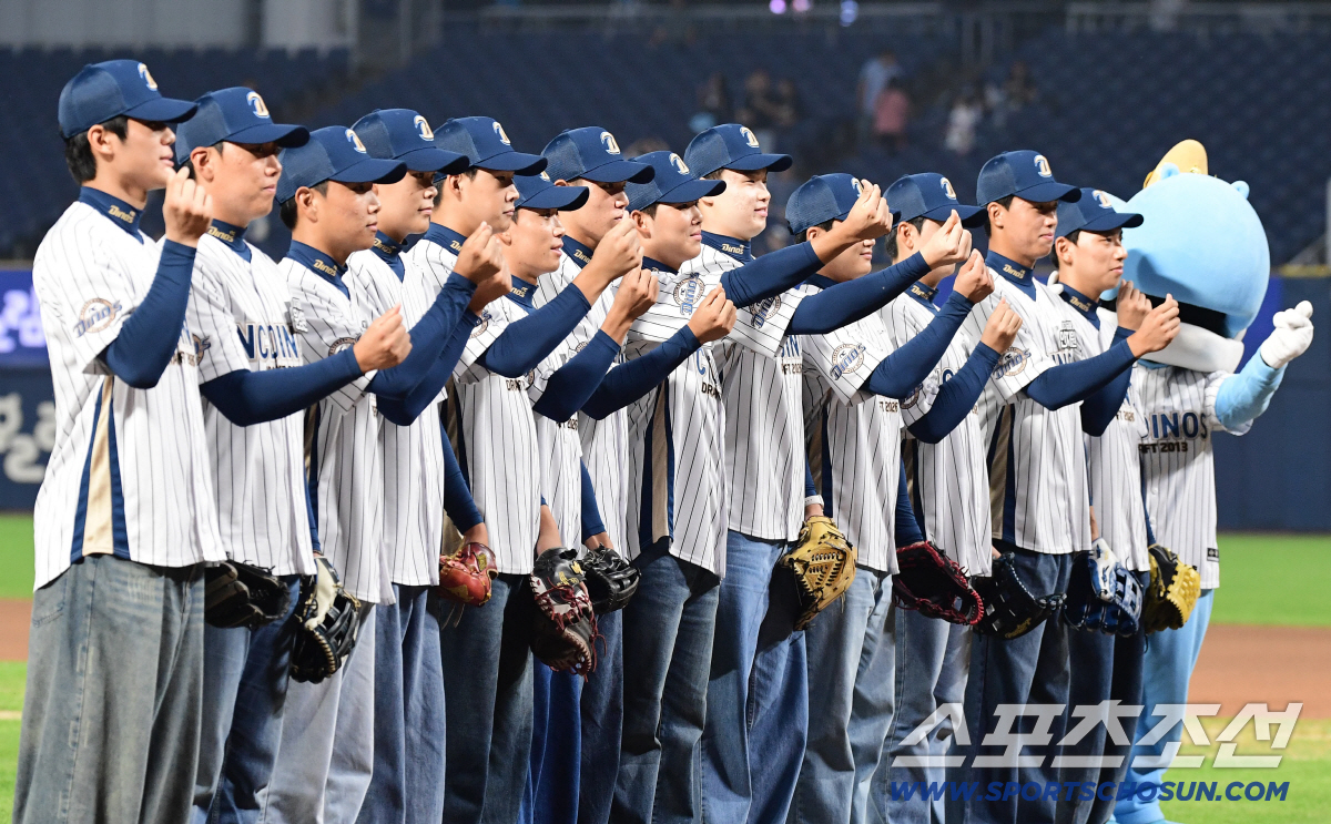 '한화가 웃는다' 믿을 수 없는 7연속 4사구로 6실점 LG, 충격적 5…