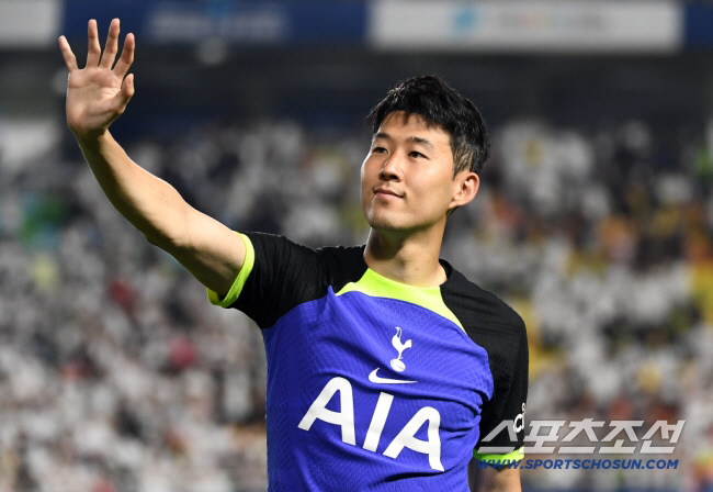 한국인이 발롱도르 11위 대체 어떻게 한거지? 현지매체, 손흥민 3년 전…