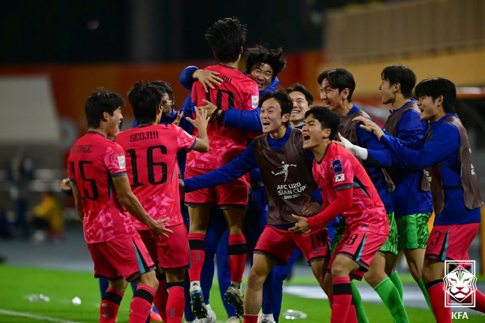 '역대 이렇게 무관심한 팀은 없었다' 대반전 꿈꾸는 이창원호...U-20…