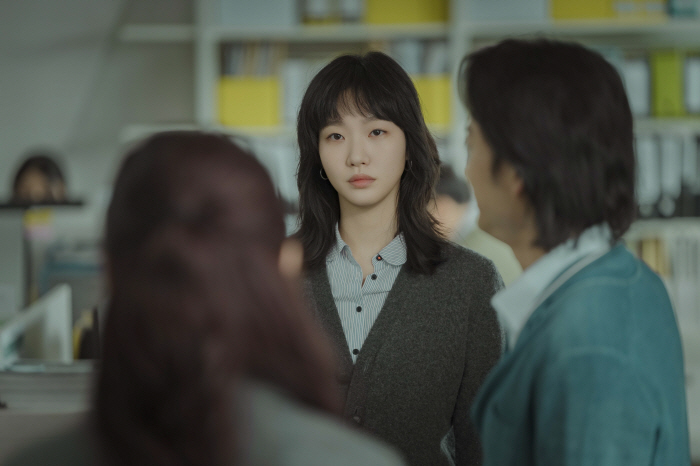 김고은, 대체불가 청춘의 자화상('은중과 상연')