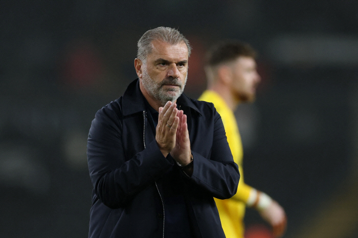 '英 BBC도 경악' 또또또또 승리 실패! 손흥민 없는 포스테코글루, 역대 최악 감독 등극 임박..."팬들이 기다린 밤 좌절시켜"