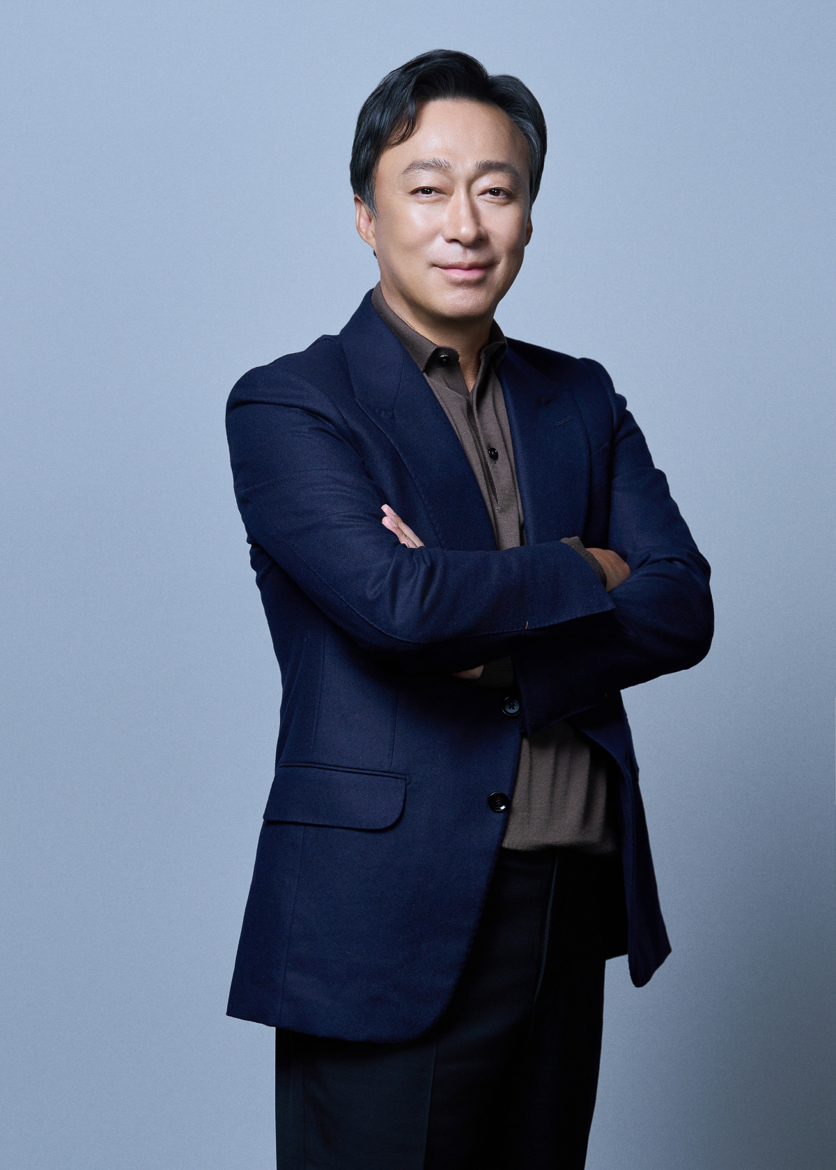 [인터뷰②] 이성민 "파격적인 뒤태 전라 노출, 관리한 몸은 아니죠"('…