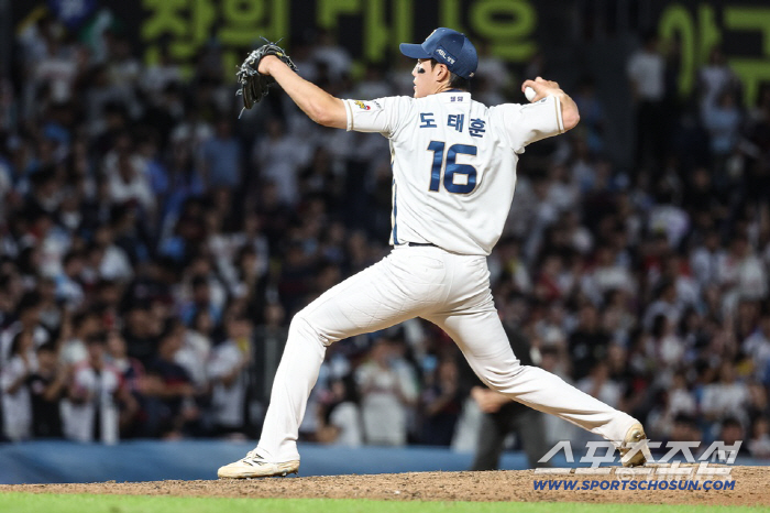 데뷔 10년만의 마운드 첫경험? 133㎞ 직구에 포크볼 → 첫 피홈런에 …