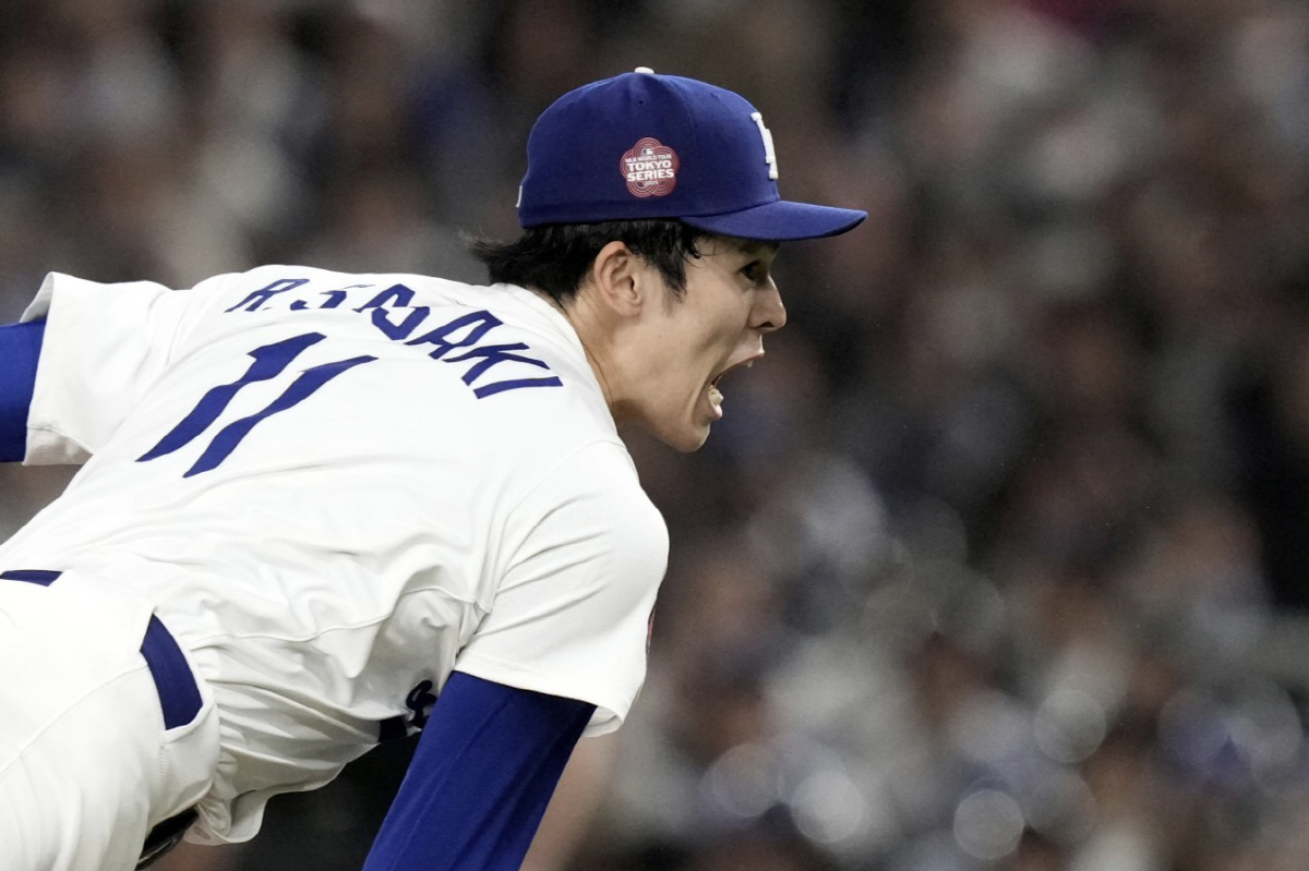 뒤죽박죽 LAD 불펜, '160.6㎞ 괴물' 사사키와 '은퇴 선언' 커쇼…