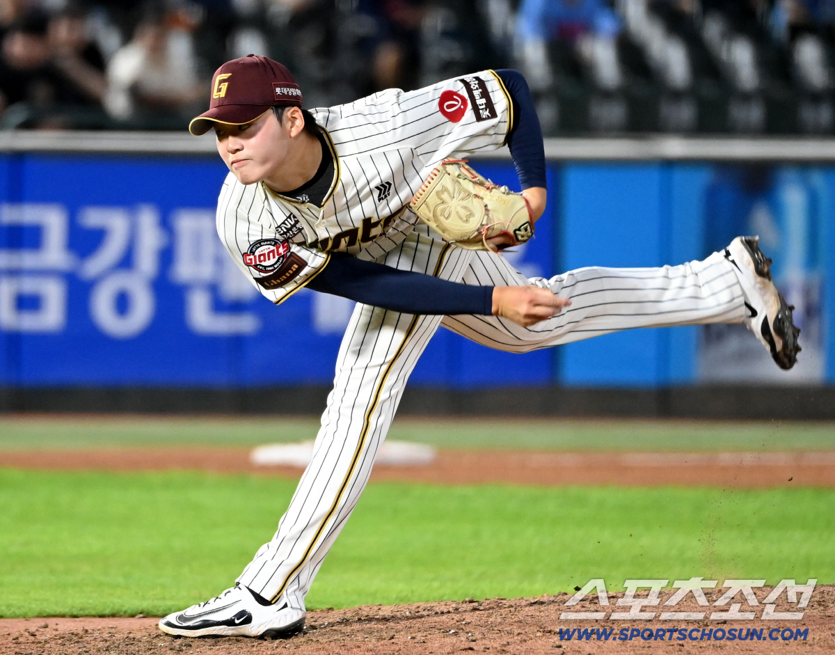 5강 희망 꺼져가는데 나균안 너마저... 팔꿈치 이상 1군 말소. 김태형…