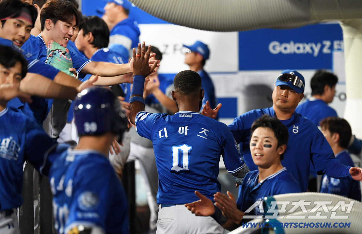'삼성? KBO 역사상 이런 타자 없었다' 49홈런-150타점 신기록, …