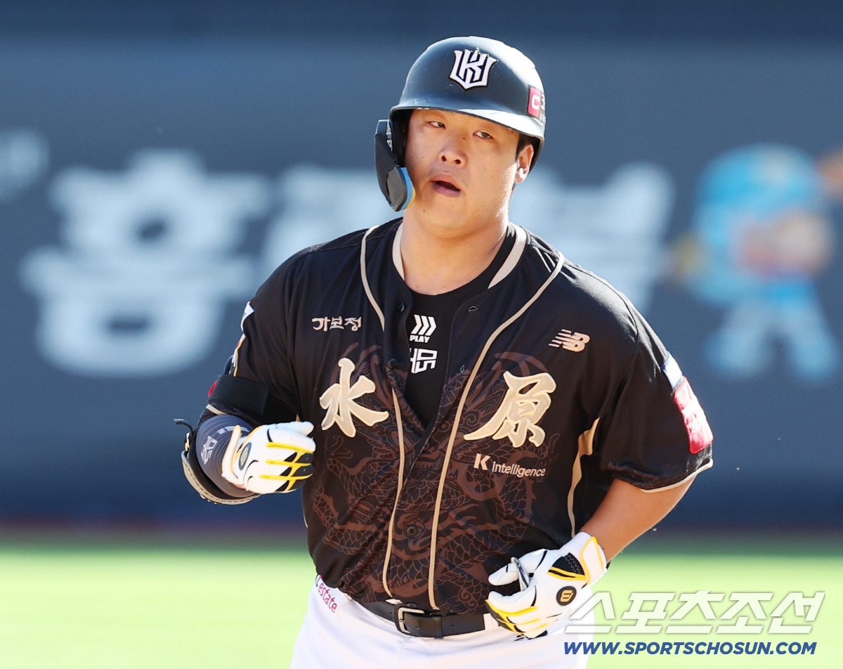 강백호X박찬호 함박미소! '100억+@' 몸값에 날개 달았다…올겨울 한층…