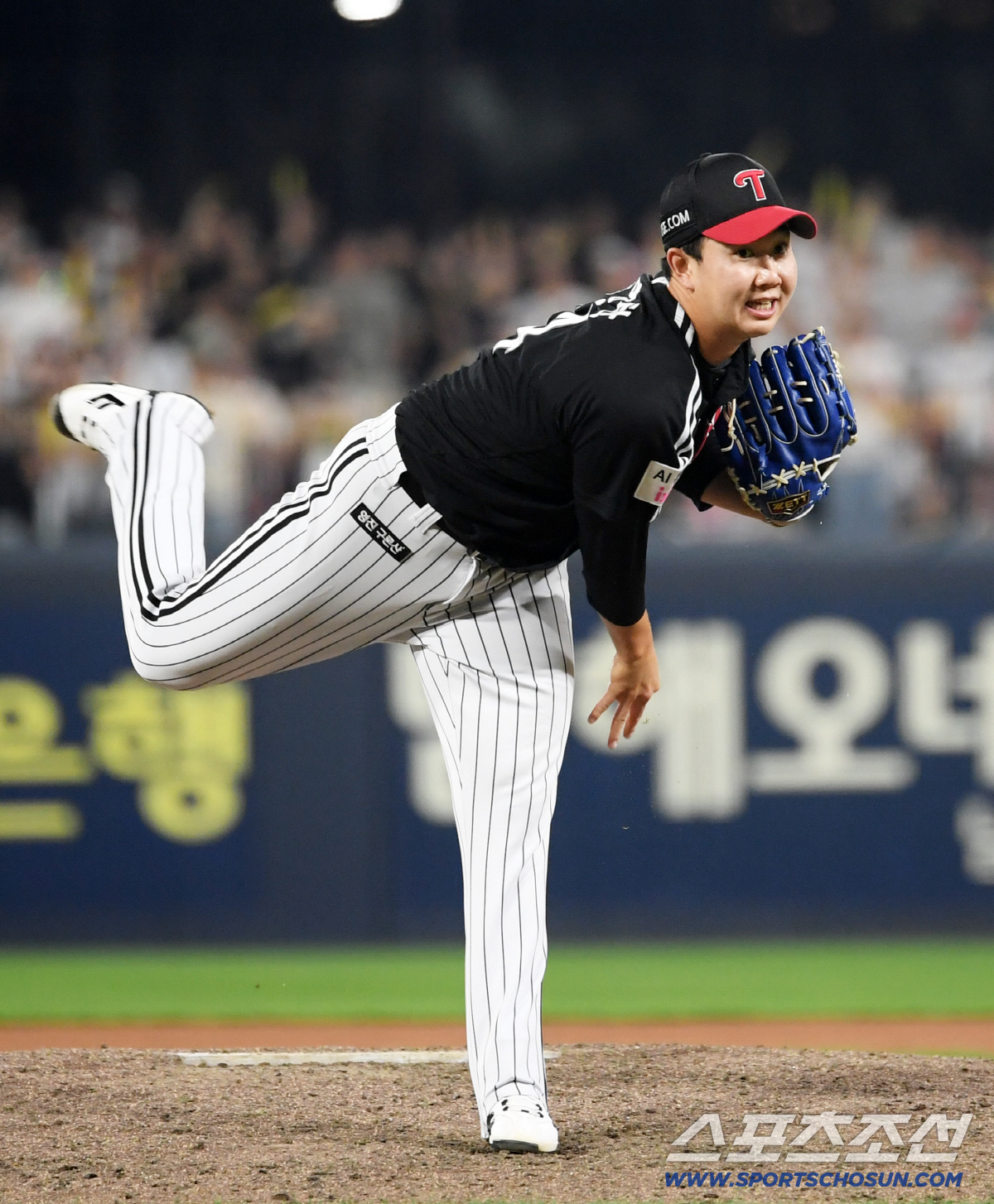 첫판 LG 이기면 사실상 끝 vs 한화 3연승 뒤집기 간다. 1,2위 외…