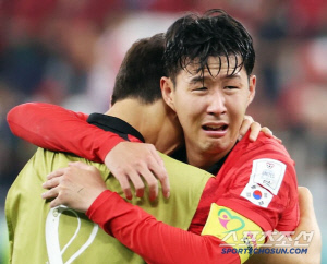 [공식발표]충격적인 손흥민 패싱, AFC 올해의 선수상 SON 왜 제외했나...'부진' 일본-이란 선수가 후보로