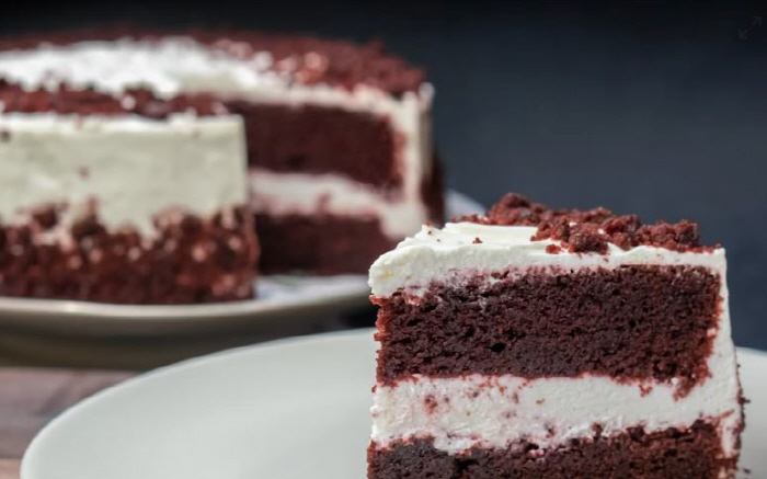 할머니가 건넨 독극물 케이크 먹고 9살 손녀 사망…언니는 치료 중