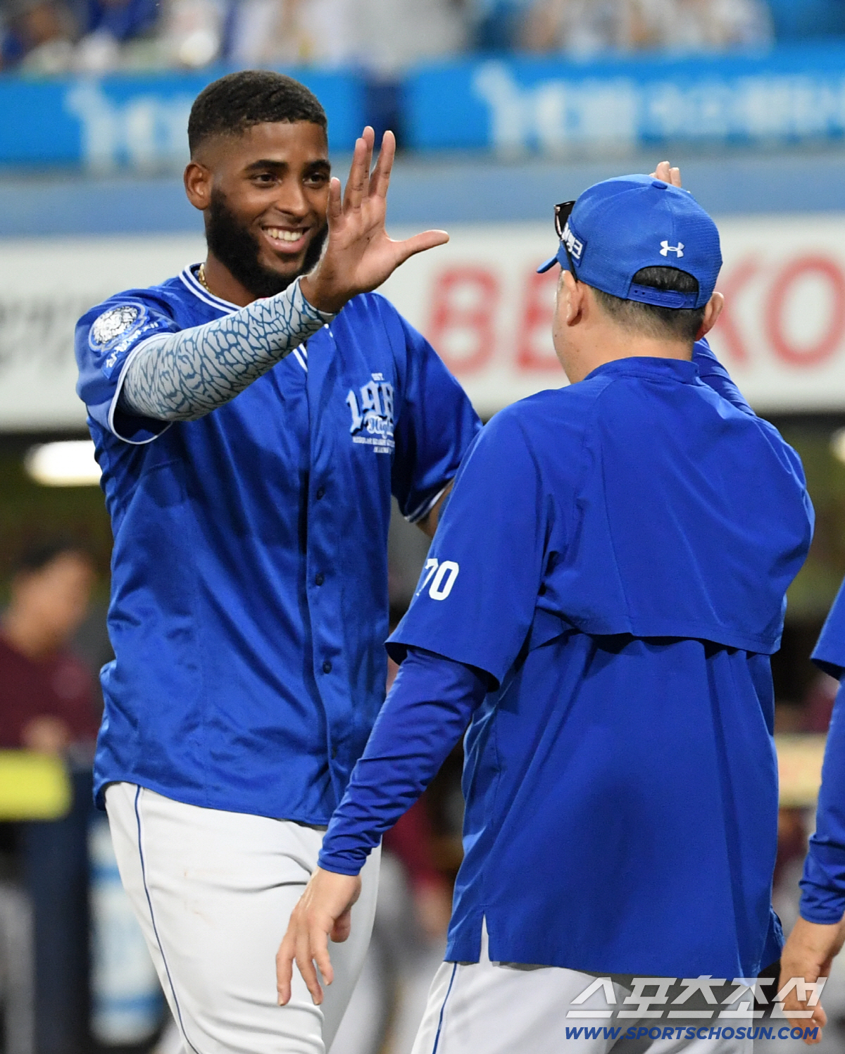 KBO 역사상 가장 압도적인 타자? 시즌 MVP 경쟁에 불붙인 사령탑 "…