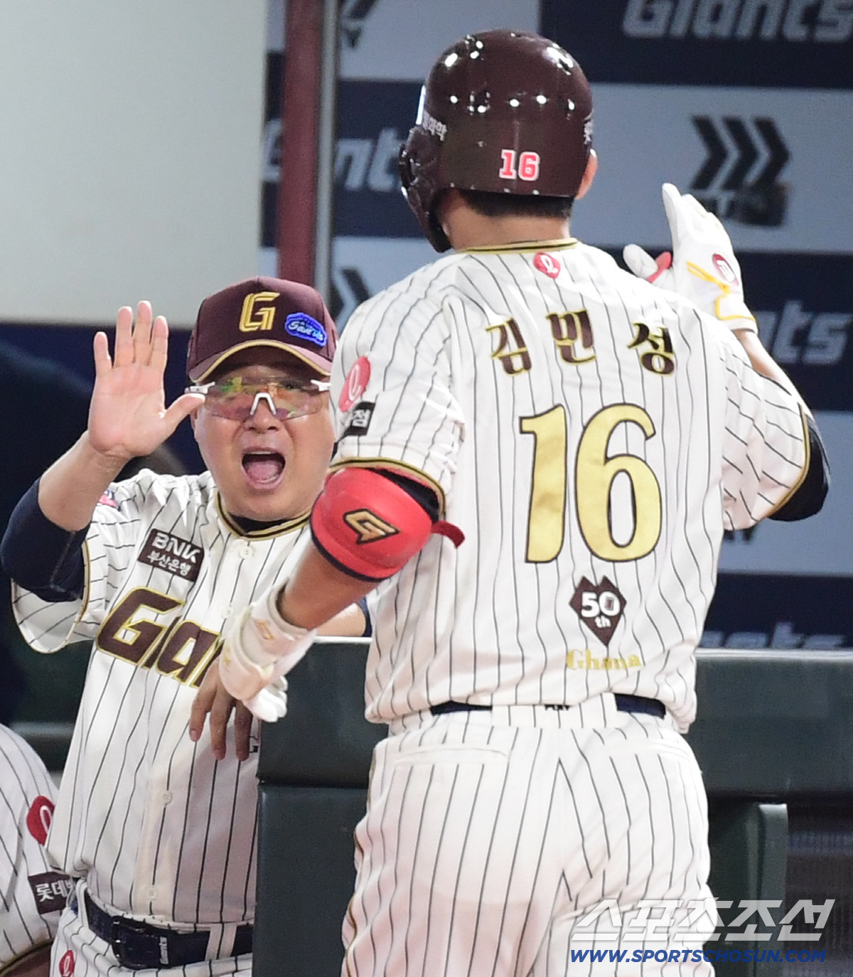 역전+결승 만루포 치고도 웃지 못한 김민성 "실수한 걸 잊어선 안돼…무겁…