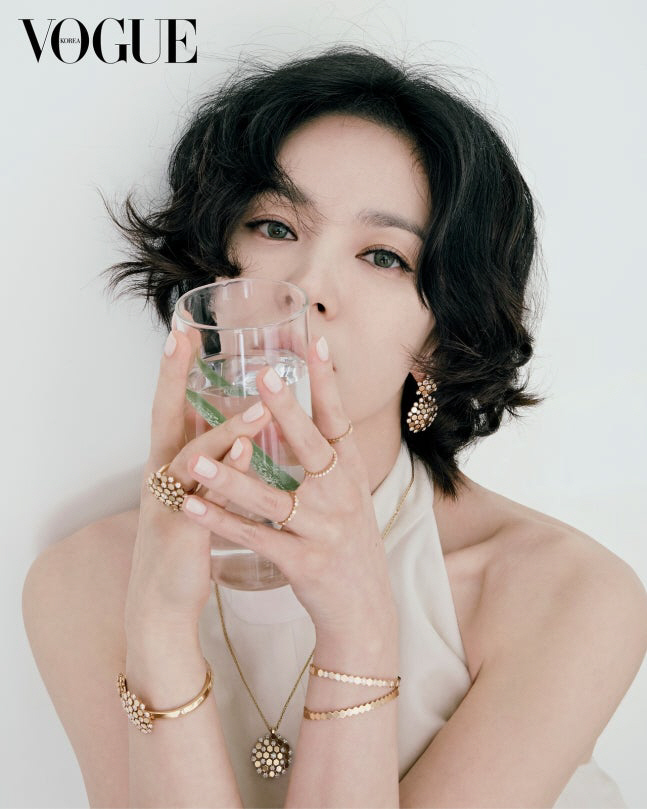 송혜교, 매혹의 초록 눈동자..숨멎 미모 ‘레전드 갱신’