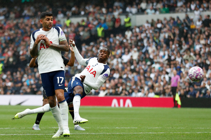 마티스 텔이 SON의 후계자? 대충격 "자기자신도 의심하고 있다" 토트넘의 판단 미스. 英 매체 "SON 공백 메우기, 기대도 안한다"