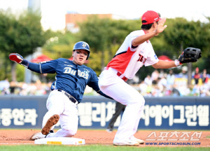 새벽 3시까지 감독방에서 스윙 연습하고 '4빵'을 친 타자가 있다?