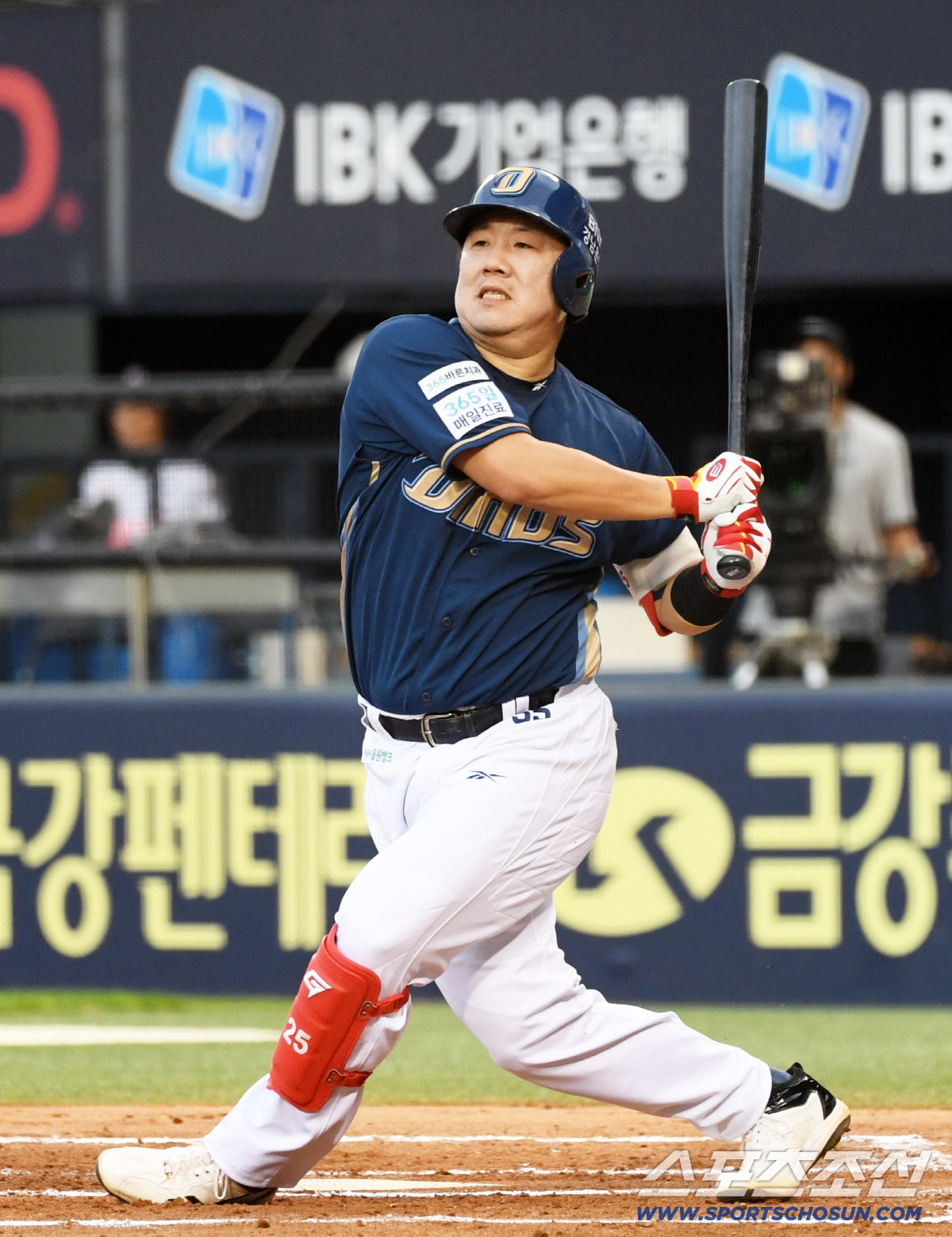 새벽 3시까지 감독방에서 스윙 연습하고 '4빵'을 친 타자가 있다?