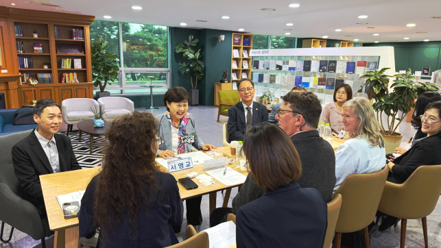 서영교 의원, 리처드 테일러 초청 간담회 개최…AI 시대 문화·예술 발전…