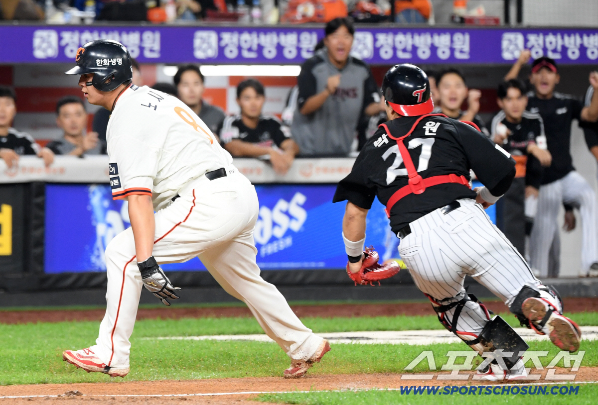 '박동원 속죄의 대포→타자일순까지' 1위 매직넘버 1 되나…문동주 ⅔이닝…
